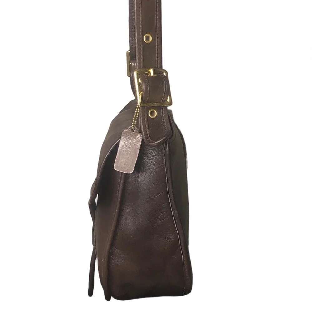 Vintage COACH Mahogany Brown Glove Tanned Leather Courier Saddle Bag EUC NYC